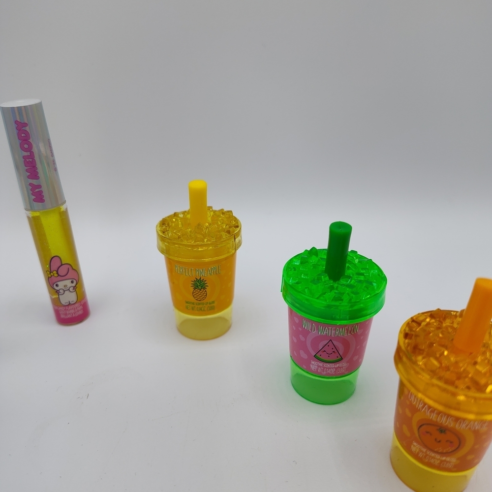 Sanrio Lip Gloss Trio Boba Cup Lip Balms Set Cinnamoroll Keroppi My Melody - Picture 3 of 3